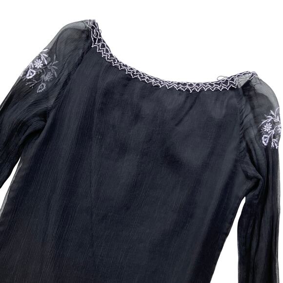 Robbie B Vintage Y2K Silk Boho Embroidered Blouse Size 8 Whimsygoth Black White - Picture 4 of 6